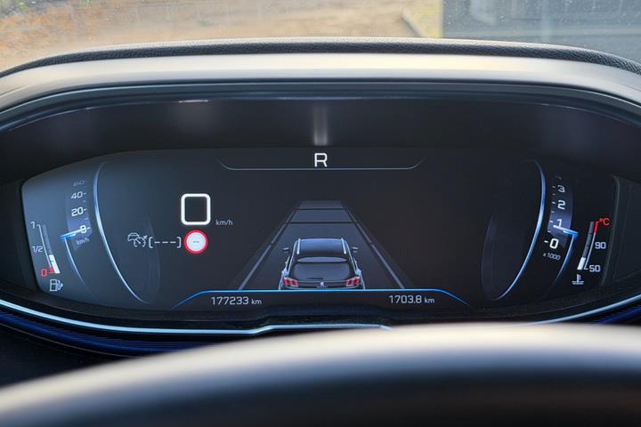 Hvid Peugeot 3008 fra 2020