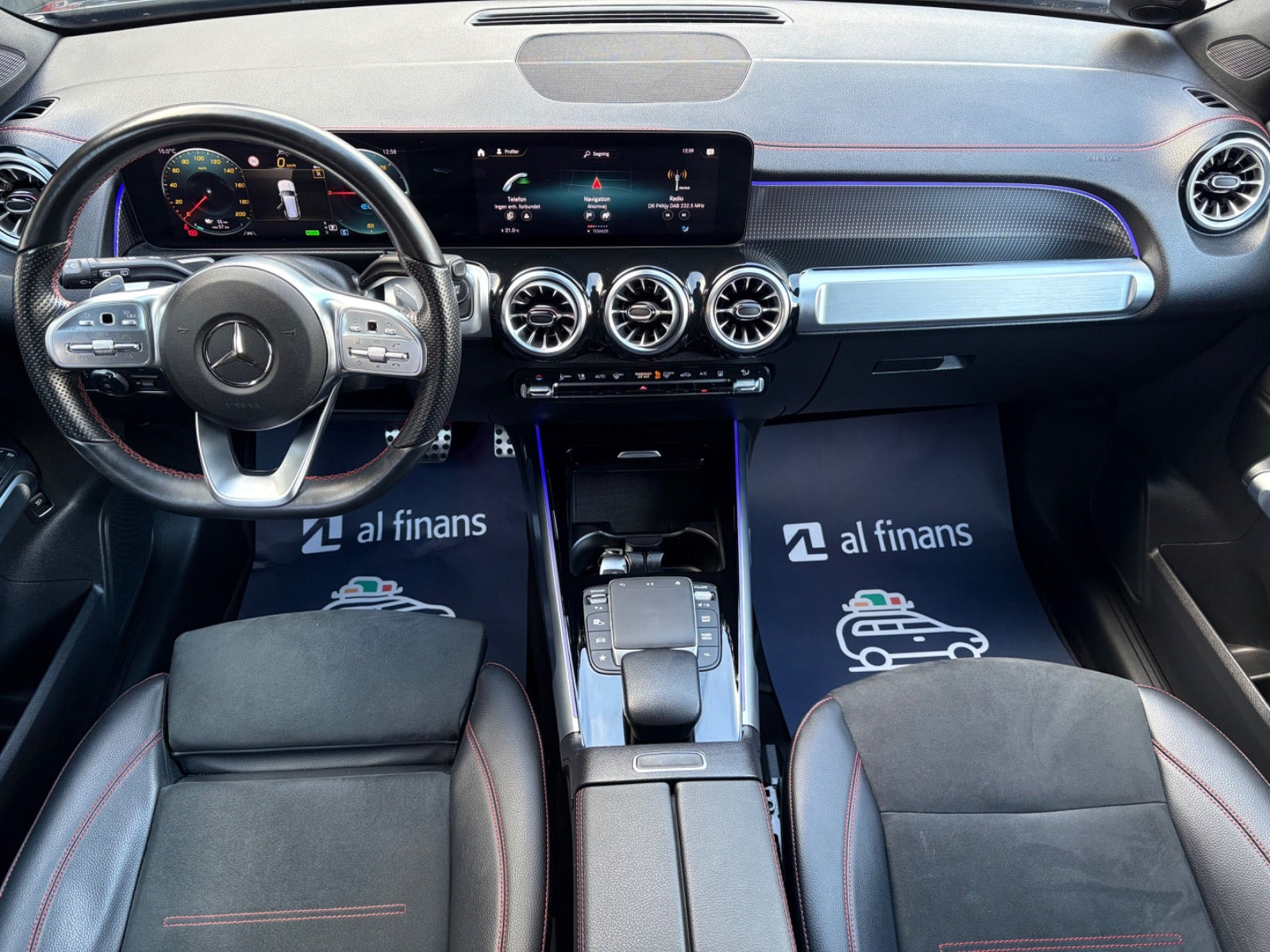 Sort Mercedes EQB250 fra 2022