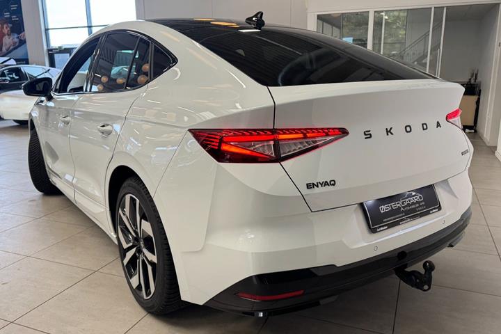 Hvid Skoda Enyaq fra 2026