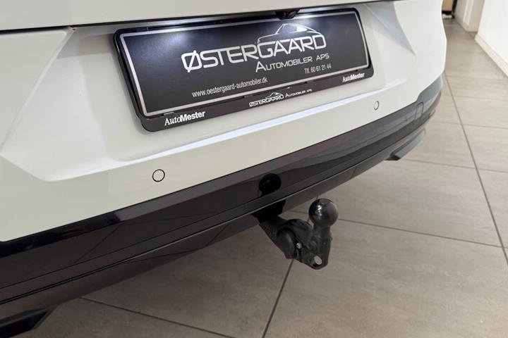 Hvid Skoda Enyaq fra 2026