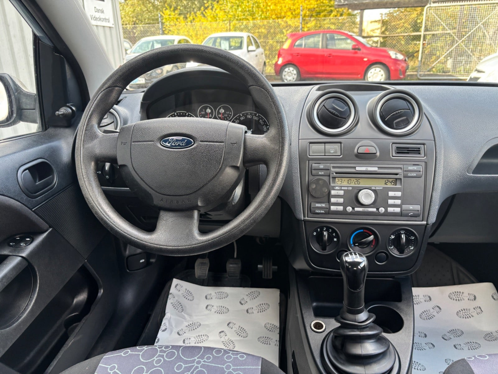 Blå Ford Fiesta fra 2006
