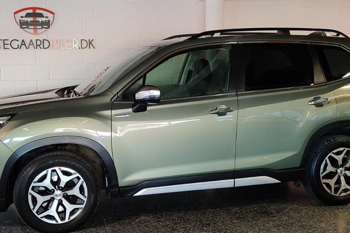Grøn Subaru Forester fra 2020