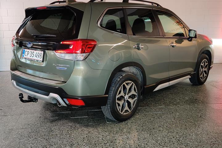Grøn Subaru Forester fra 2020