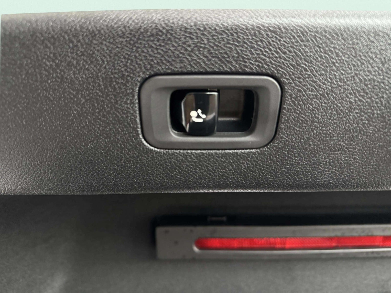 Hvid Mercedes CLA350 fra 2026