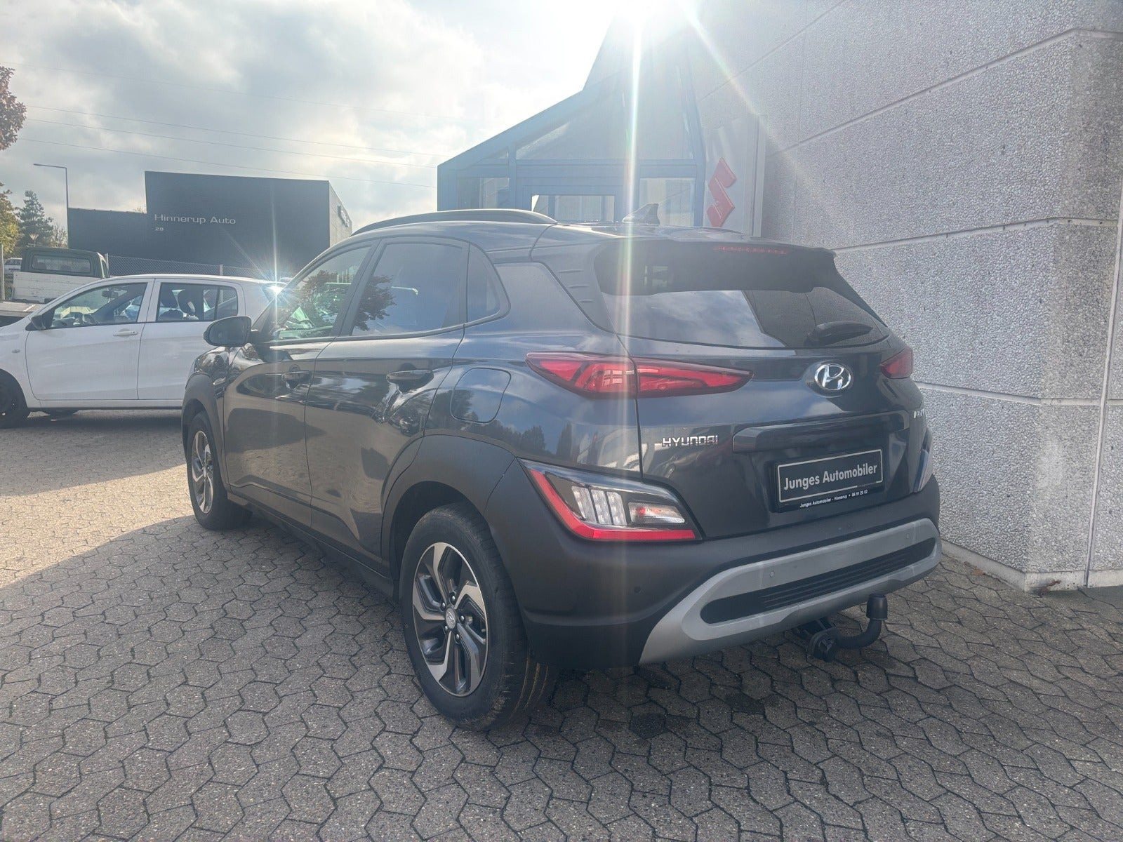 Grå Hyundai Kona fra 2021