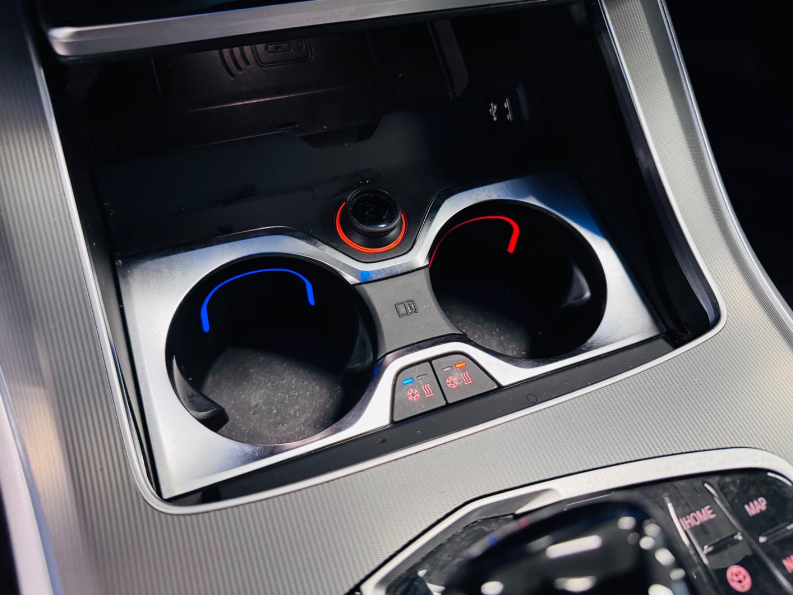Grå BMW X5 fra 2020