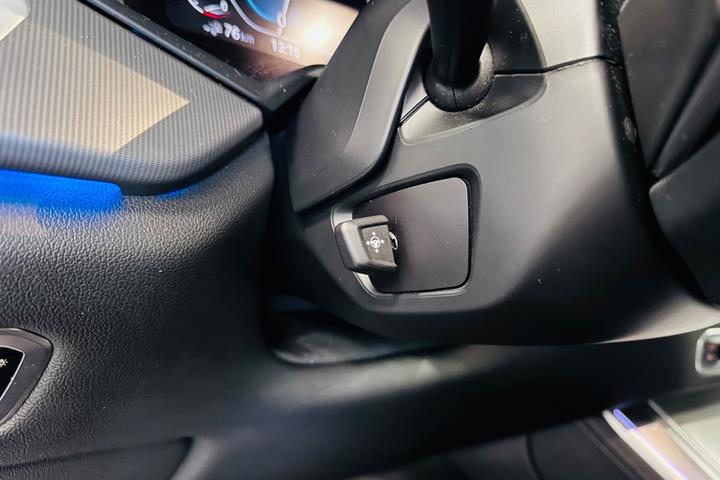 Grå BMW X5 fra 2020