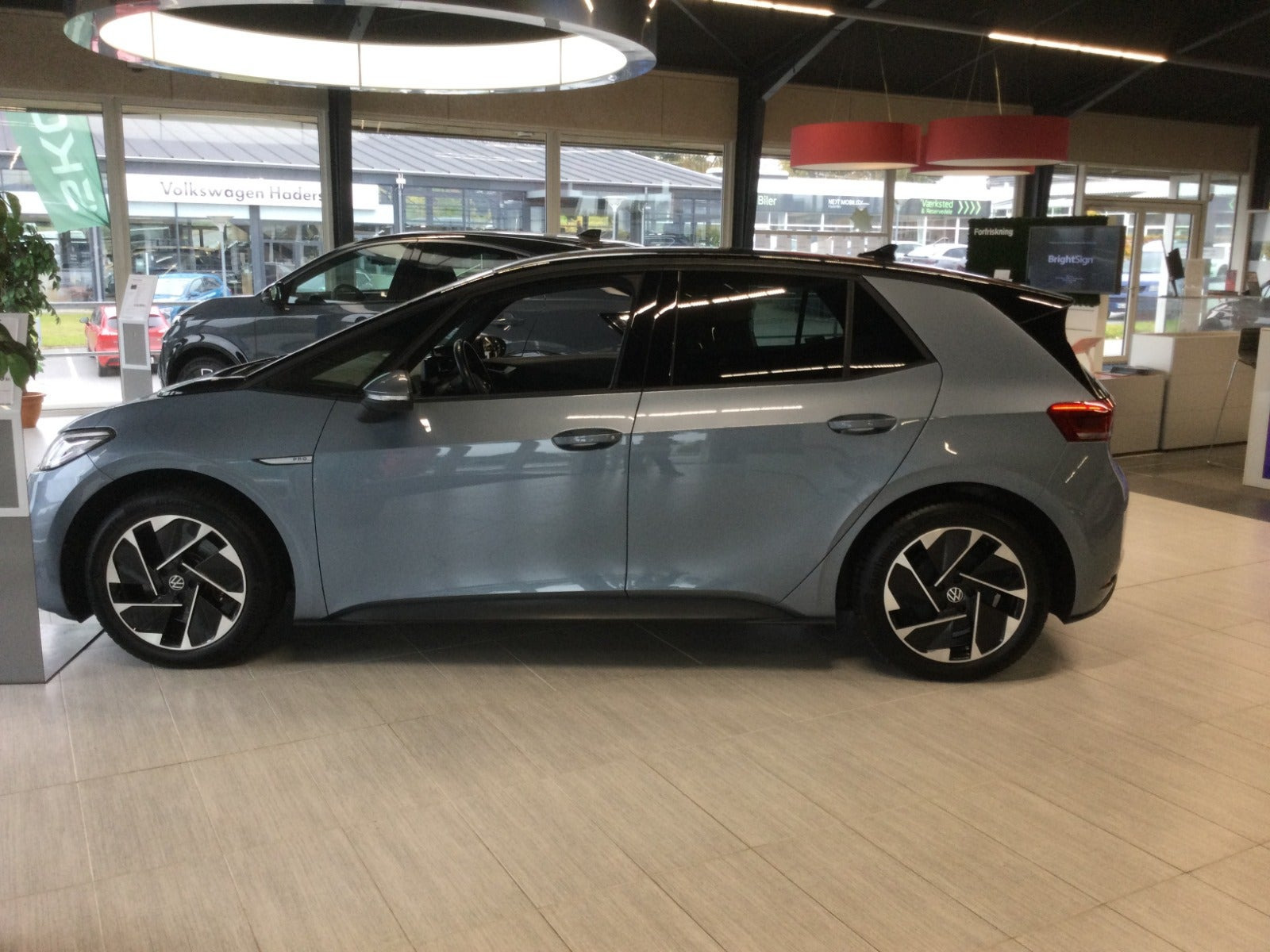 Blå VW ID.3 fra 2020