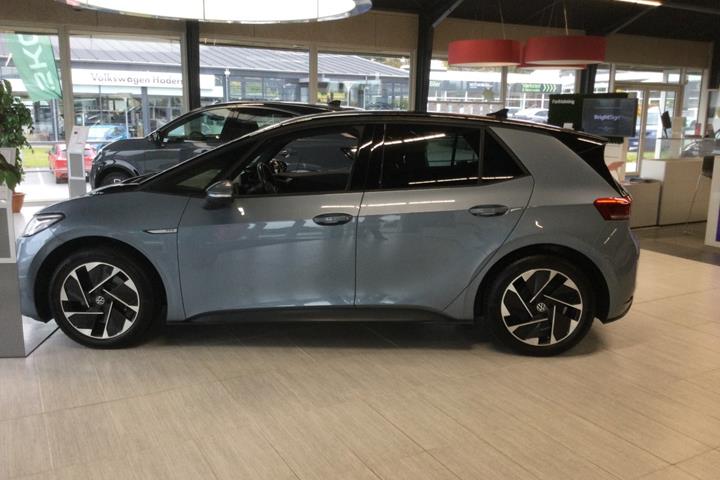 Blå VW ID.3 fra 2020