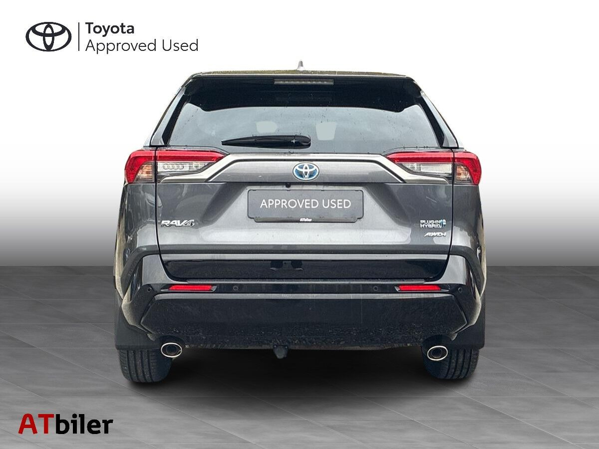 Grå Toyota RAV4 Plug-in fra 2021