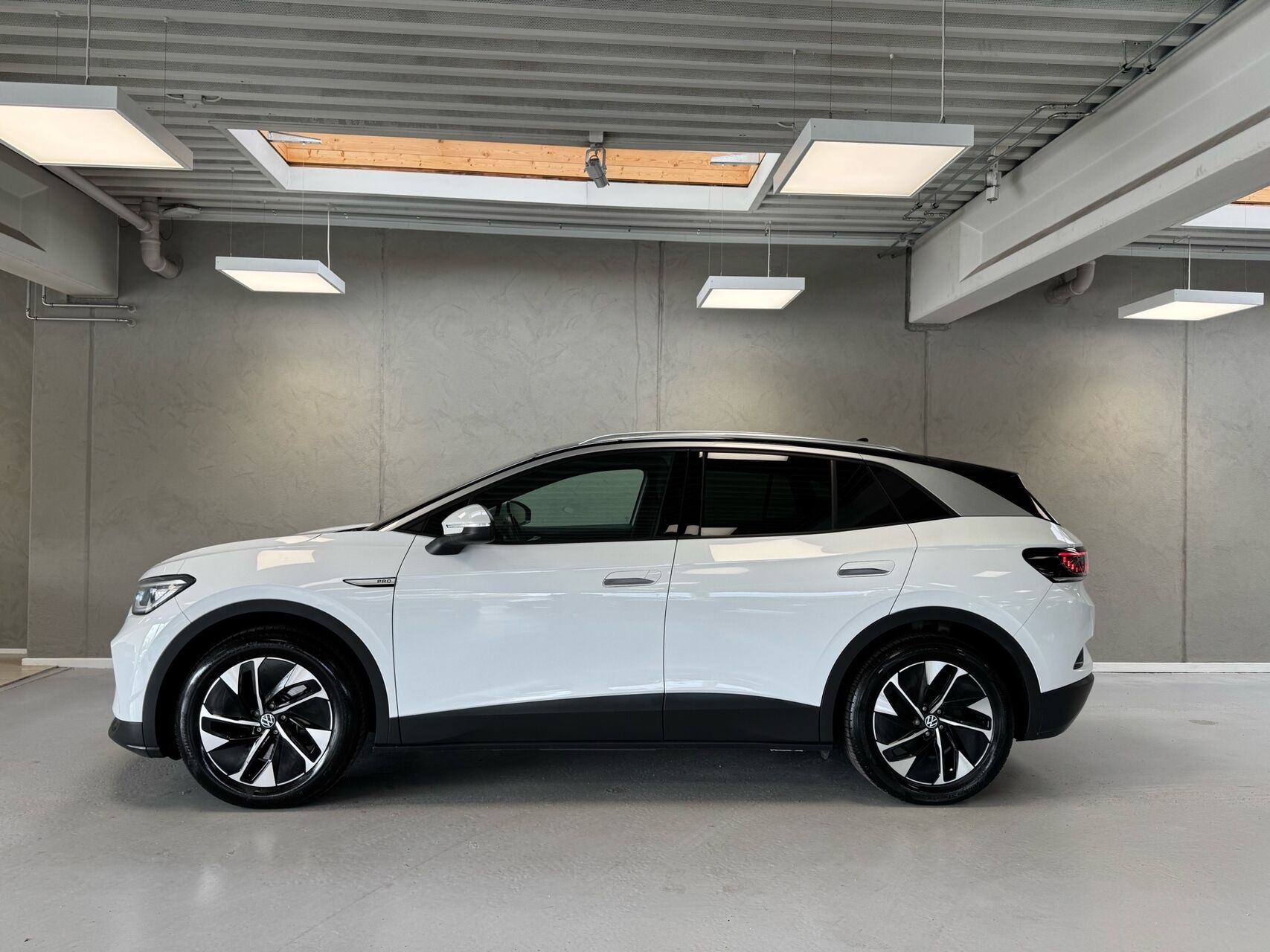 Hvid VW ID.4 fra 2023