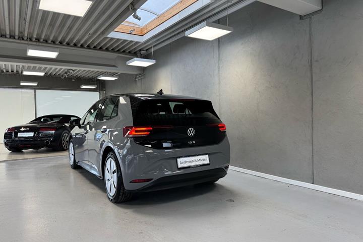 Grå VW ID.3 fra 2023
