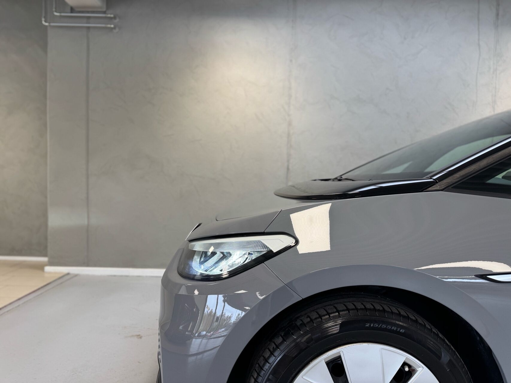 Grå VW ID.3 fra 2023