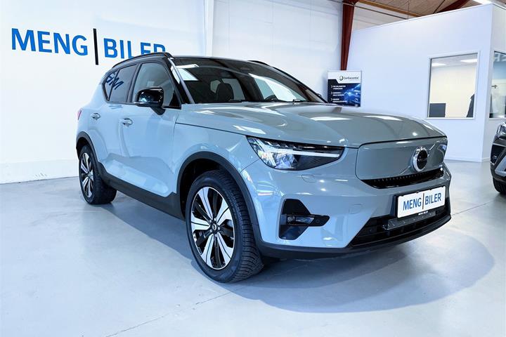 Grøn Volvo XC40 fra 2023