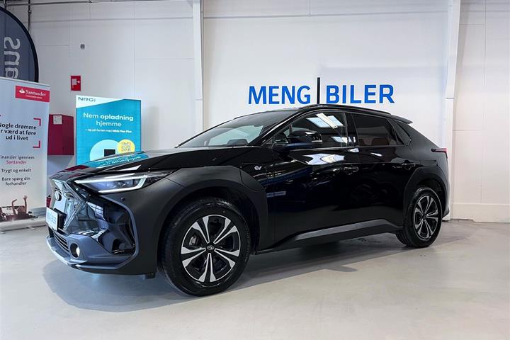 Sort Subaru Solterra fra 2023