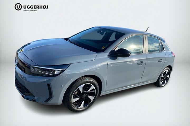 Grå Opel Corsa-e fra 2023