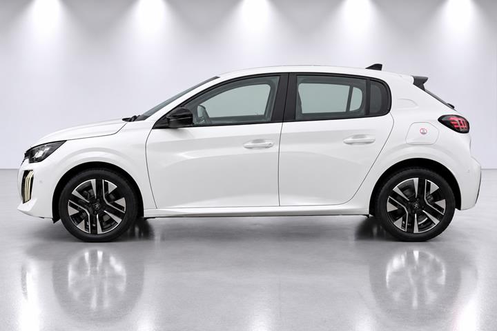 undefined Peugeot 208 fra 2024