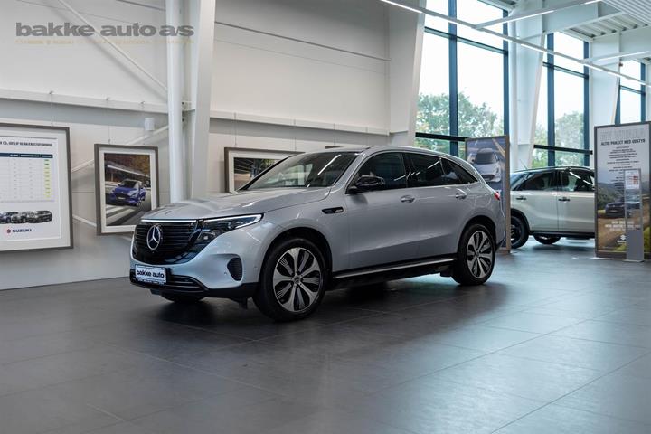 Sølv Mercedes EQC400 fra 2020