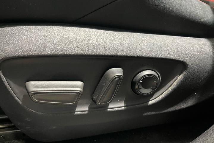 Grå Toyota RAV4 Plug-in fra 2021