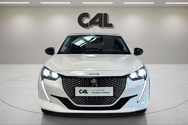 Hvid Peugeot e-208 fra 2023
