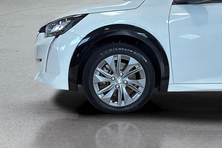 Hvid Peugeot e-208 fra 2023