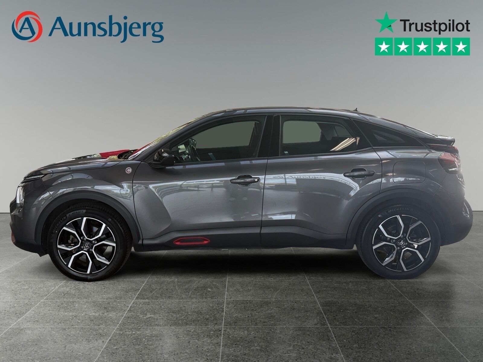 Grå Citroën ë-C4 fra 2022