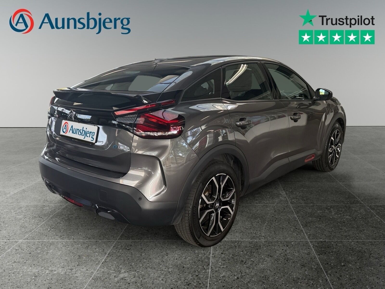 Grå Citroën ë-C4 fra 2022