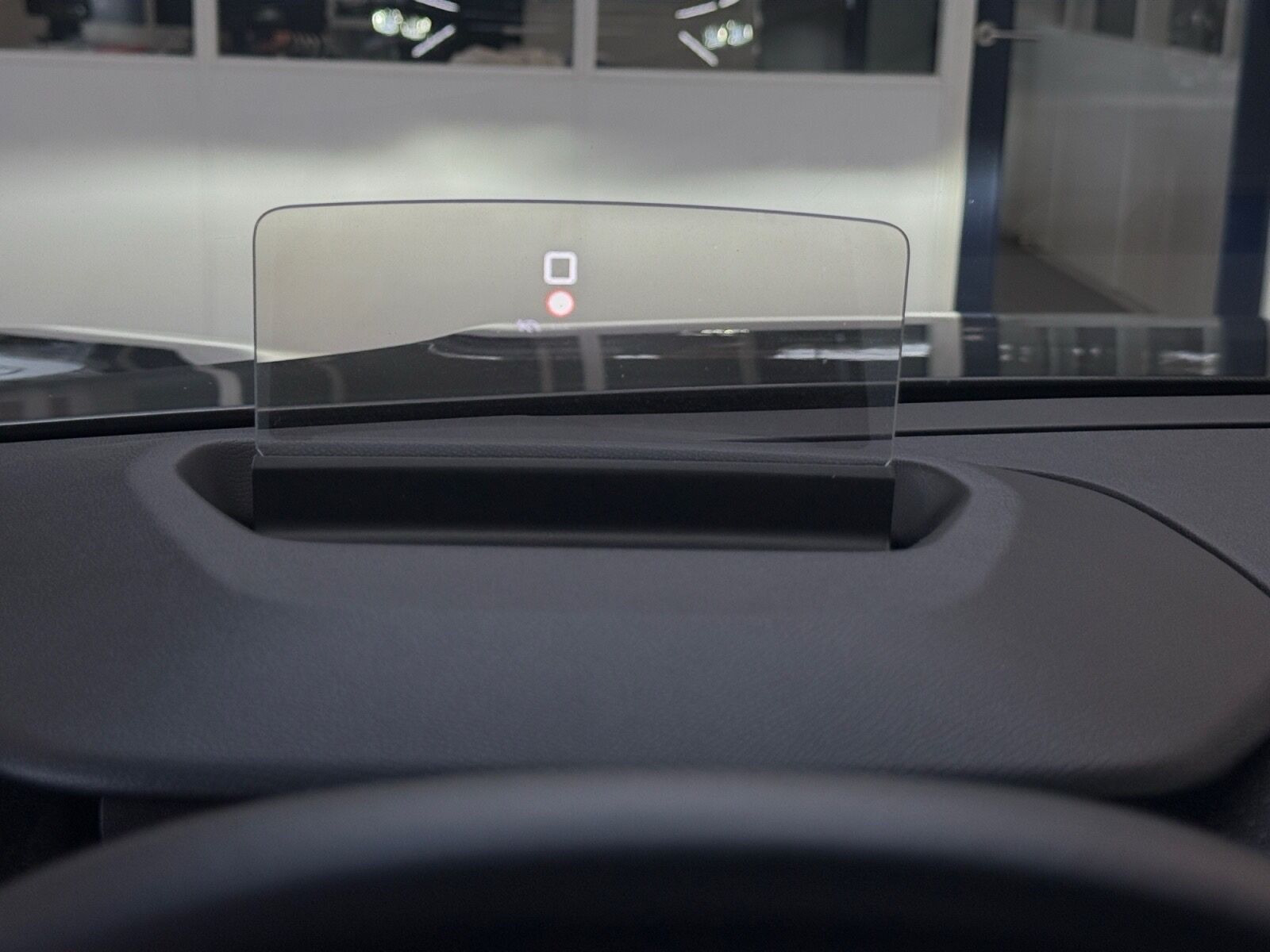 Grå Citroën ë-C4 fra 2022