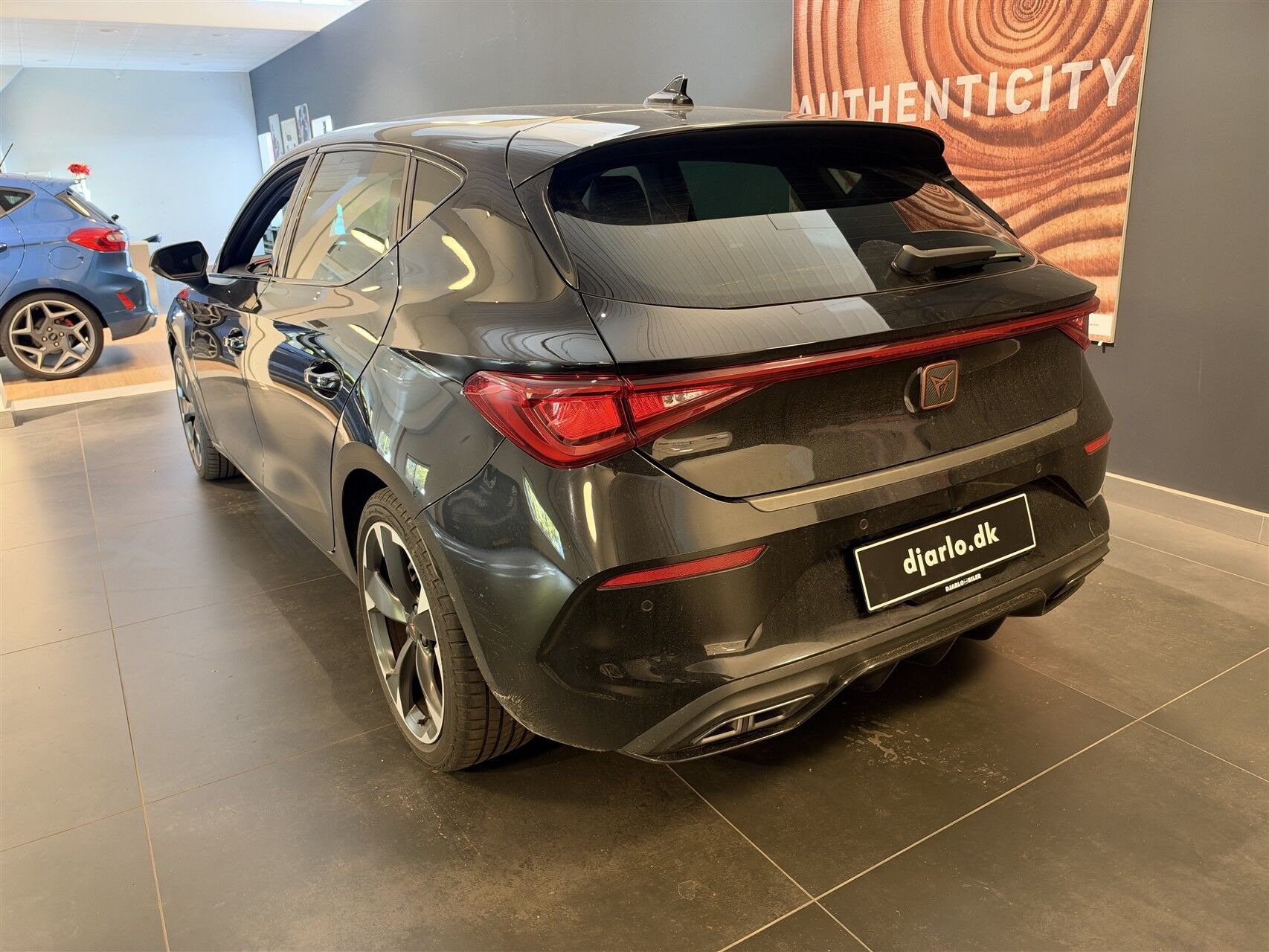 Sort Cupra Leon fra 2023