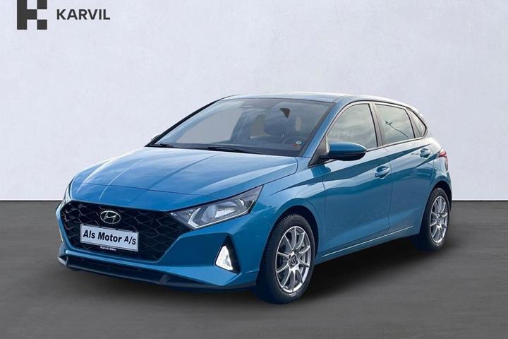 Blå Hyundai i20 fra 2021