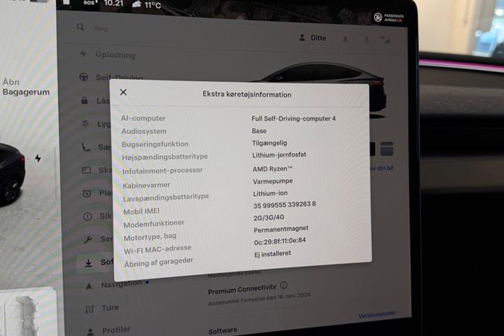 Grå Tesla Model 3 fra 2024