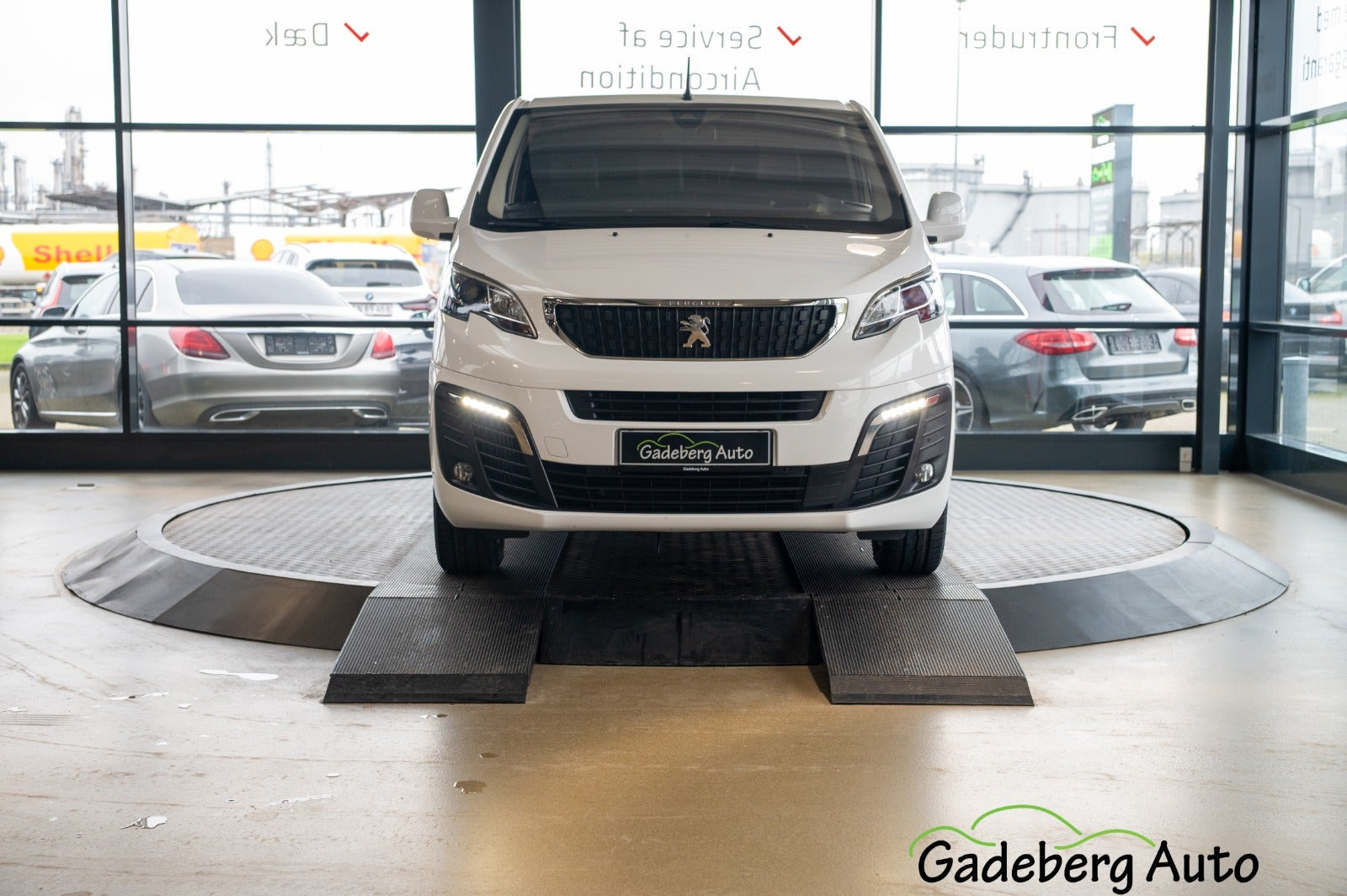 Hvid Peugeot Expert fra 2021