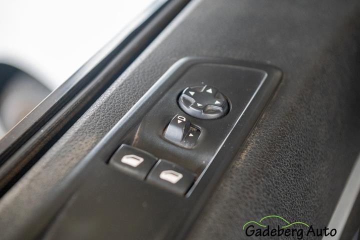 Hvid Peugeot Expert fra 2021