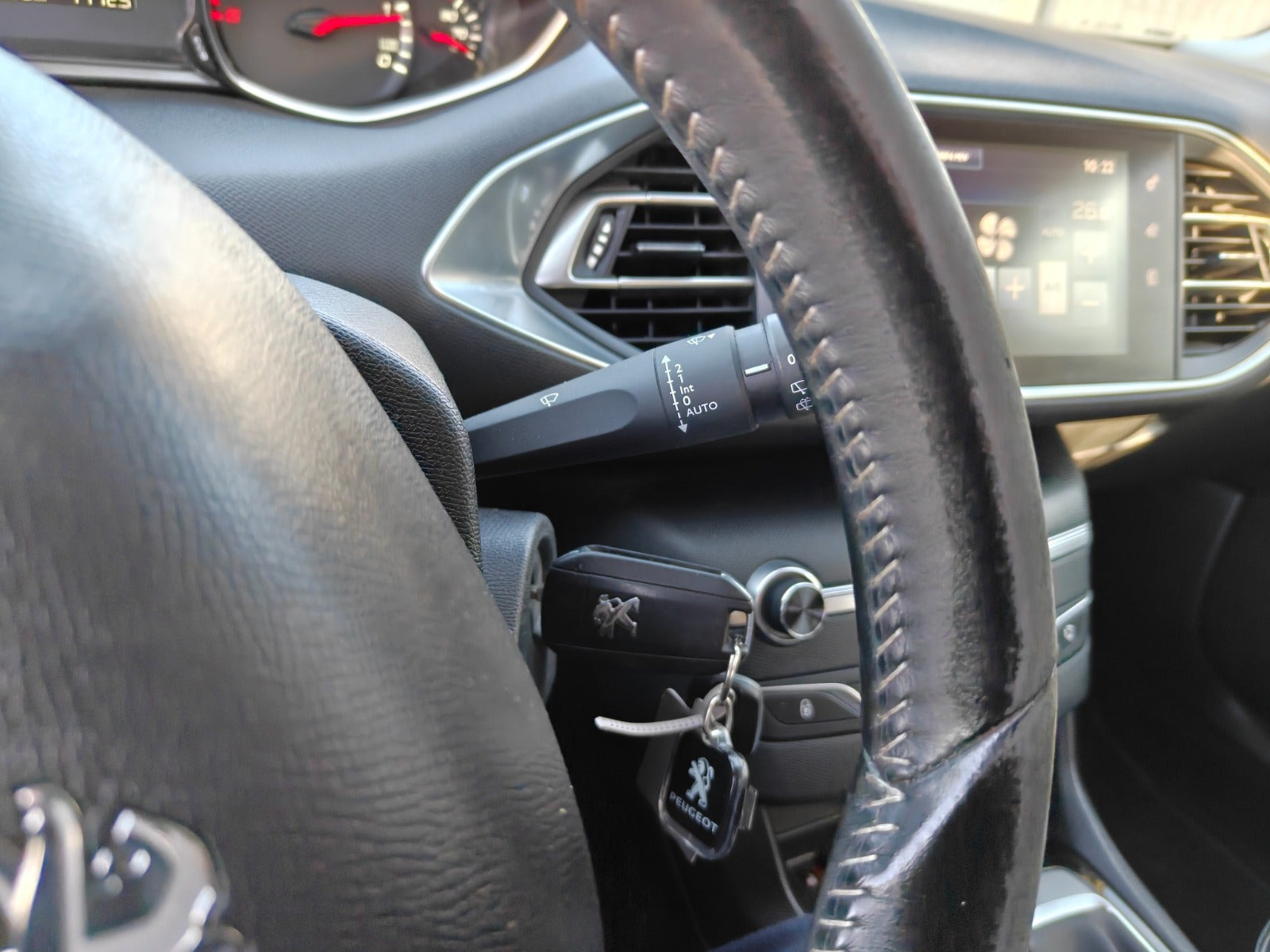 undefined Peugeot 308 fra 2015