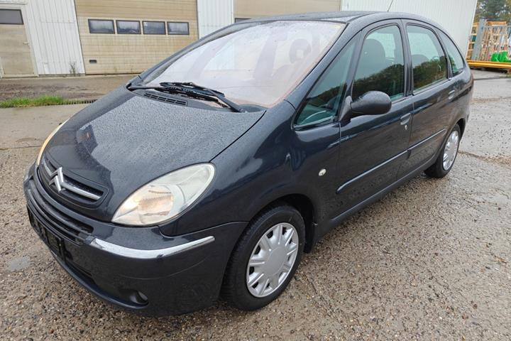 Gul Citroën Xsara Picasso fra 2005