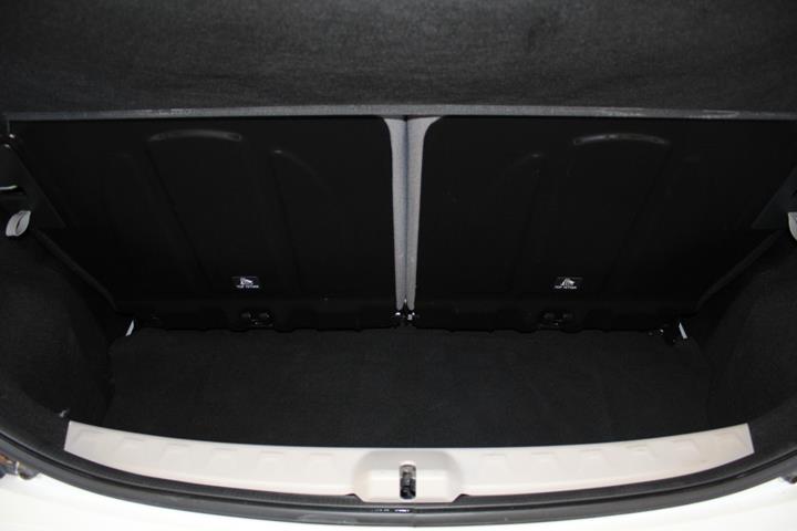 Hvid Toyota Aygo fra 2020