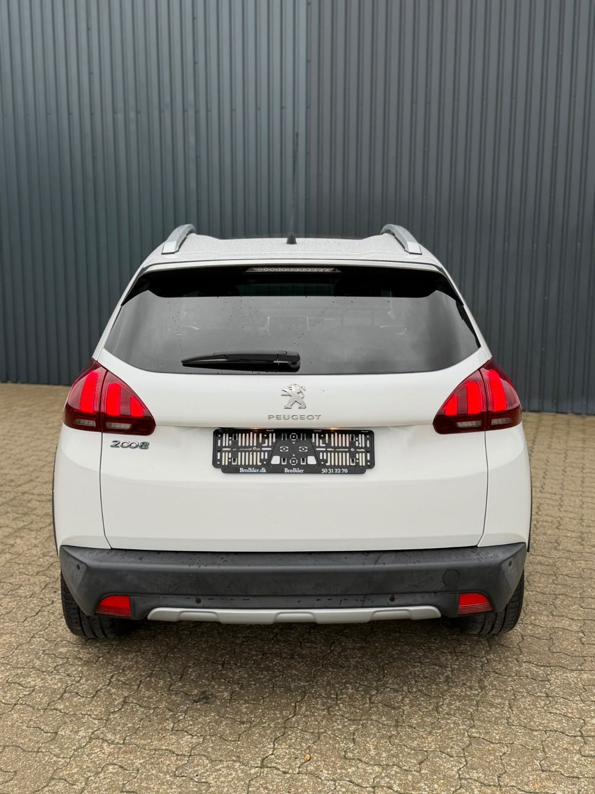 Hvid Peugeot 2008 fra 2018