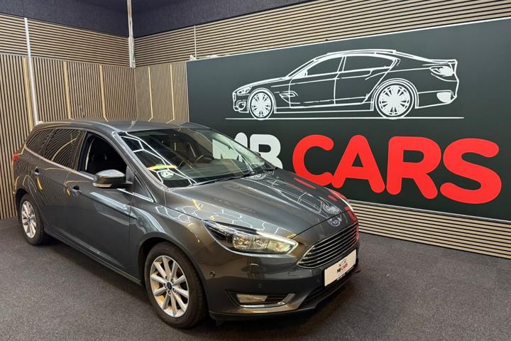 Grå Ford Focus fra 2017