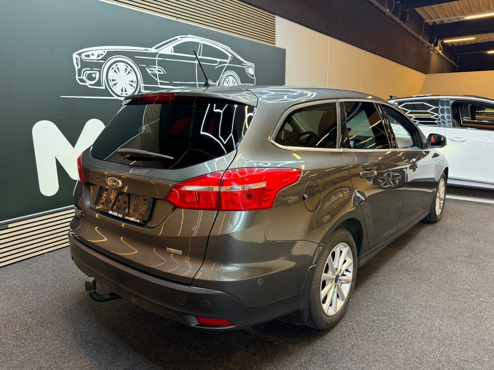 Grå Ford Focus fra 2017