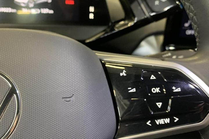 Hvid VW ID.5 fra 2023