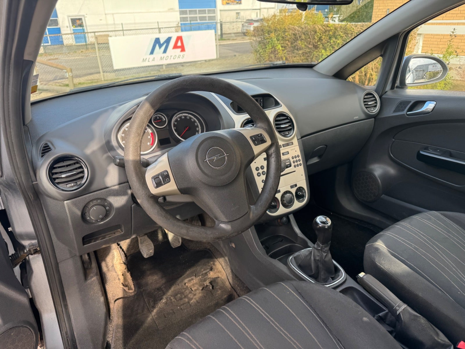 Rød Opel Corsa fra 2007