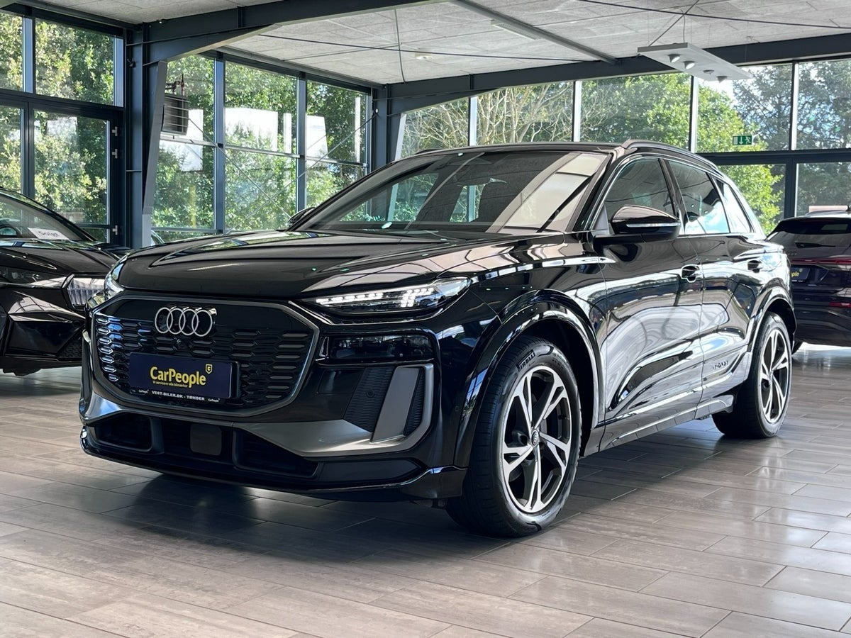 Audi Q6 e-tron Ultra quattro Van