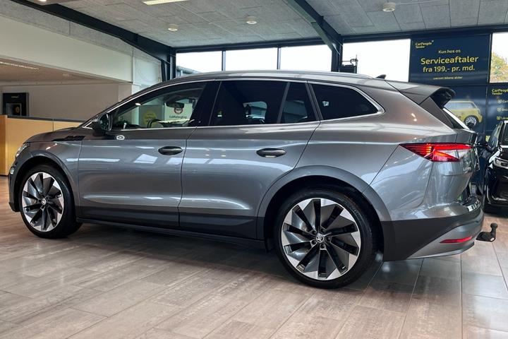 Grå Skoda Enyaq fra 2025