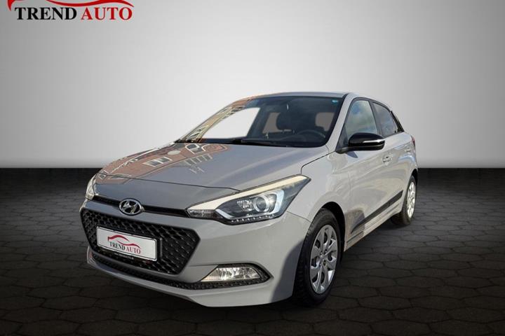 Grå Hyundai i20 fra 2016