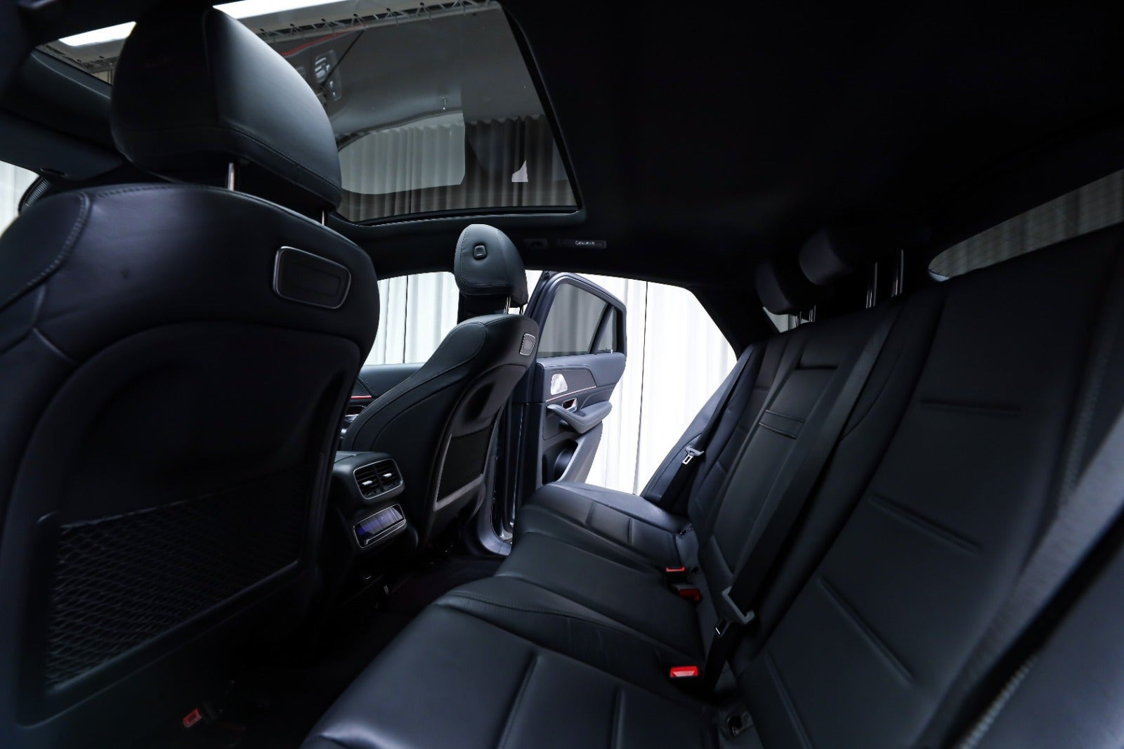 Grå Mercedes GLE350 de fra 2021