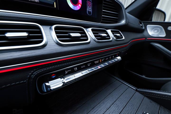 Grå Mercedes GLE350 de fra 2021