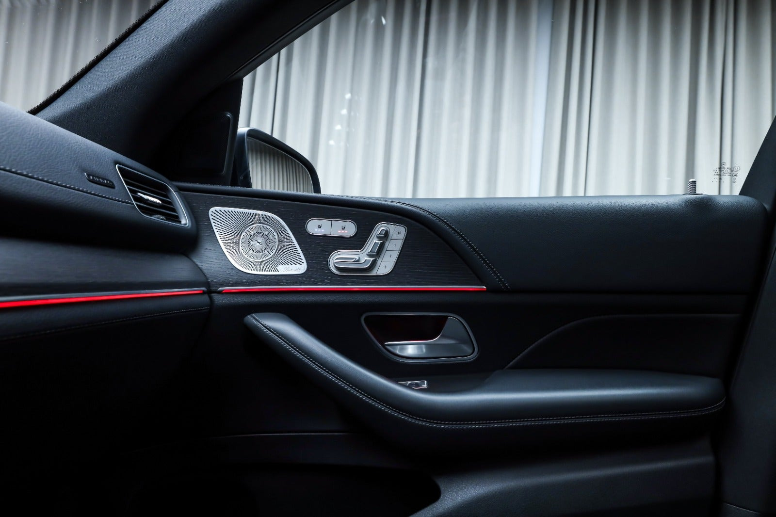 Grå Mercedes GLE350 de fra 2021