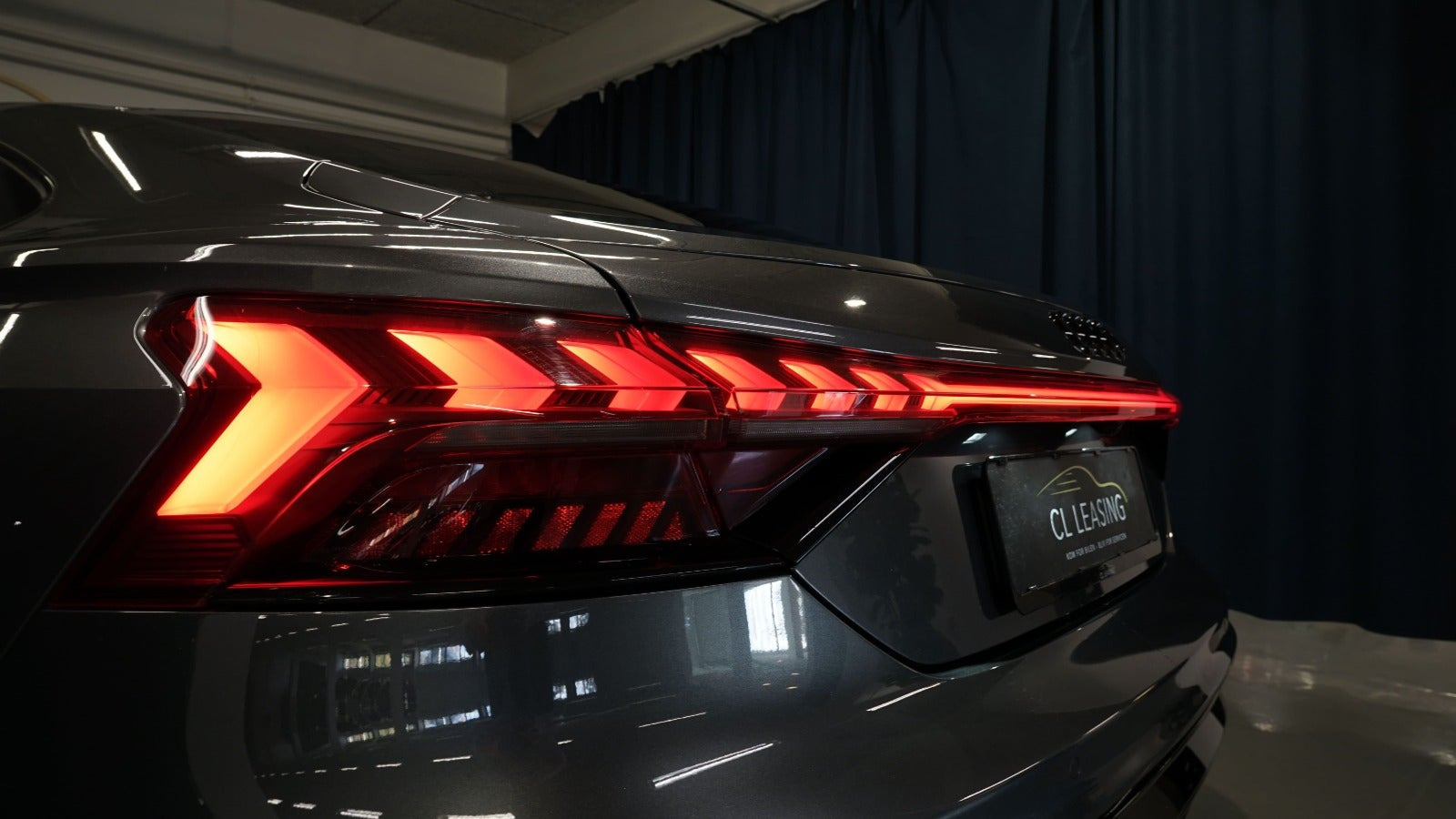 Grå Audi e-tron GT fra 2023