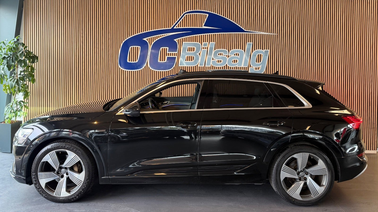 Sort Audi e-tron fra 2019