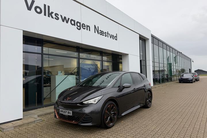 Grå Cupra Born fra 2024
